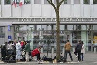 Depardieu viněný ze sexuálního násilí po výslechu dostal předvolání k soudu